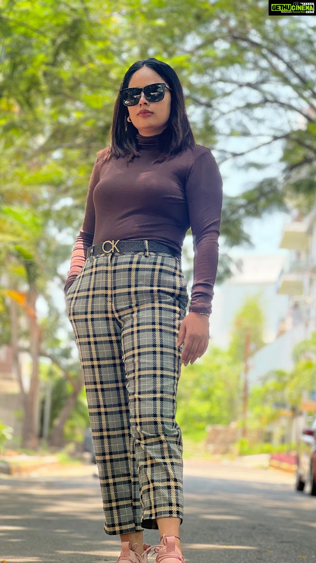 Nandita Swetha Instagram - Look perfect❤️ . Wearing @hm Belt @calvinklein Shoe @pumaindia Sunglasses @gucci Watch @rado