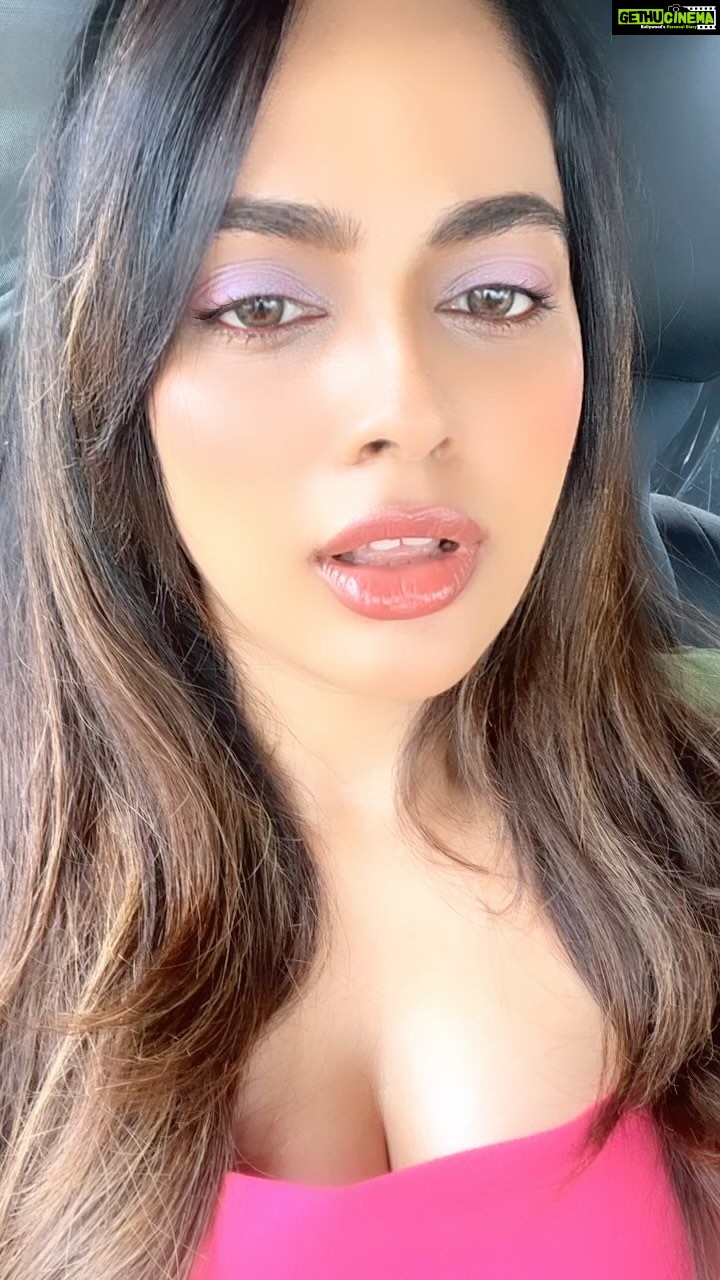 Nandita Swetha Instagram - 🌸🌸🌸 . #meta 1 #instareels #instagram