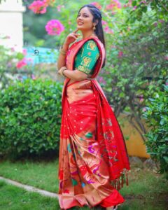 Nandita Swetha Instagram - Feeling the bride in me🤪🤪🤪 #saree from @anvitha_collections #photography @naveen_photography_official #makeup n hair @sarika_briadal_makeup_artist . #saree #traditional #clicks