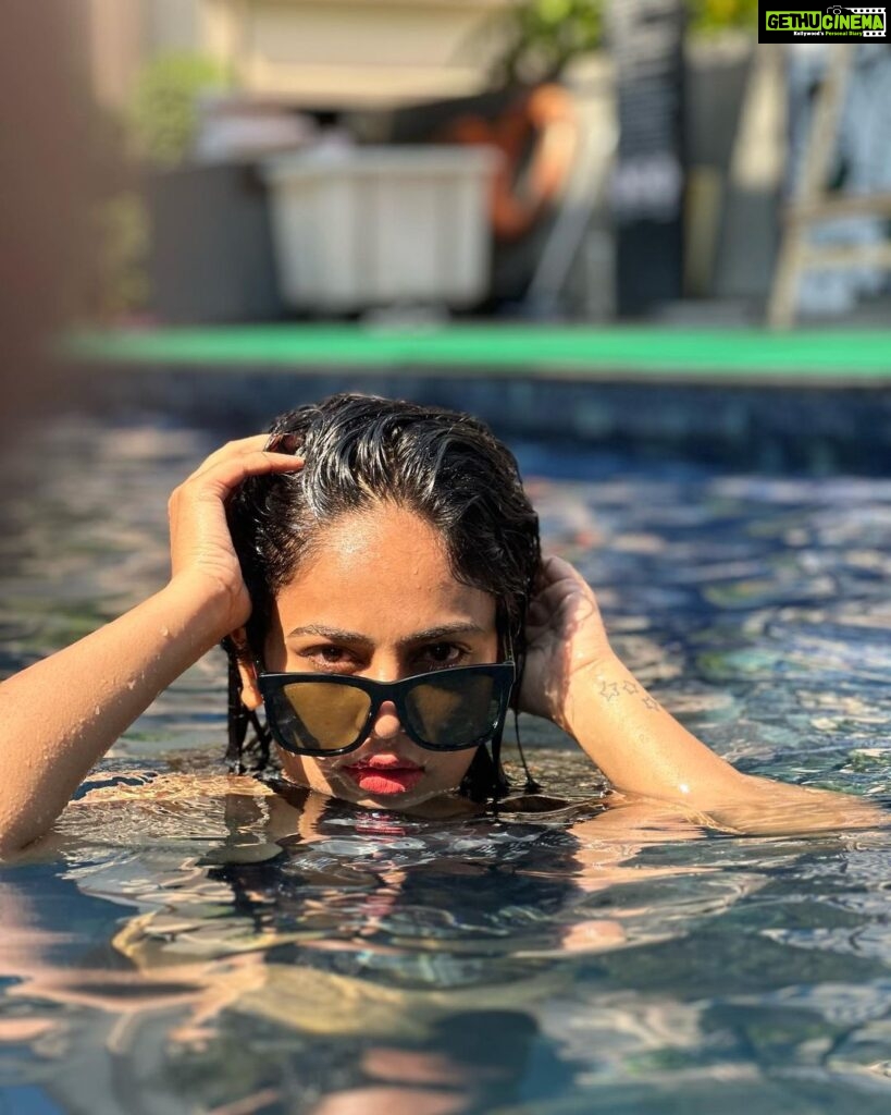 Nandita Swetha Instagram - Happy new year to you all🎉🎉 New year, New thoughts & let’s make everything happening . #newyear2023 #2023