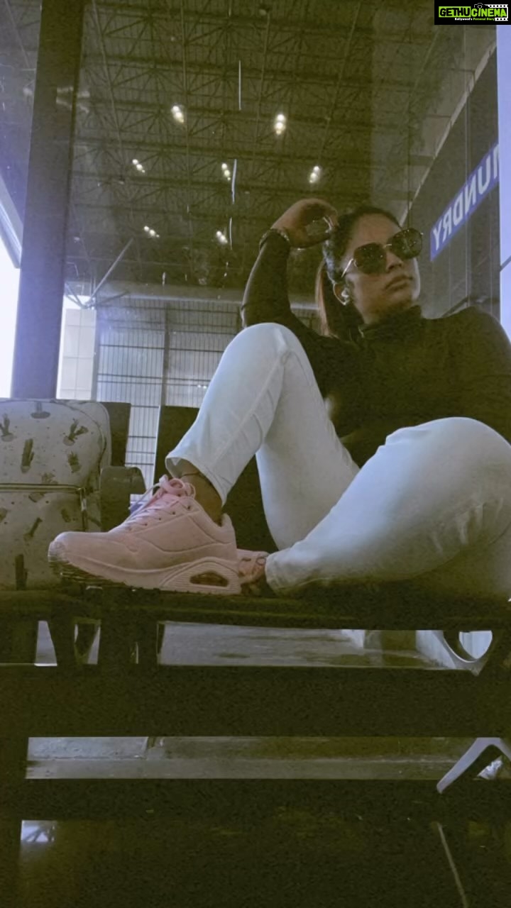 Nandita Swetha Instagram - Summa apdiye 😉