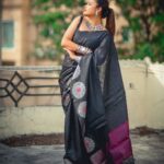 Nandita Swetha Instagram – I remain pretty❤️❤️
.
Saree from @maduraafashions 
Clicked by @naveen_photography_official 
Makeup n hair @sarika_briadal_makeup_artist 
Asst @thiru_kshtriyas 
.
#sareevibe
