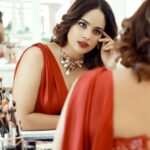Nandita Swetha Instagram - Drop your Heart❤️❤️ 📸📸📸 @photographer_ajay Makeup @makeup_by_rithureddy Outfit from @anyracouture Jewellery from Hair @jayanthivenkateshmakeover Studio @makeup_by_rithureddy . . #designer #croptop #shorthair #photooftheday Bangalore, India
