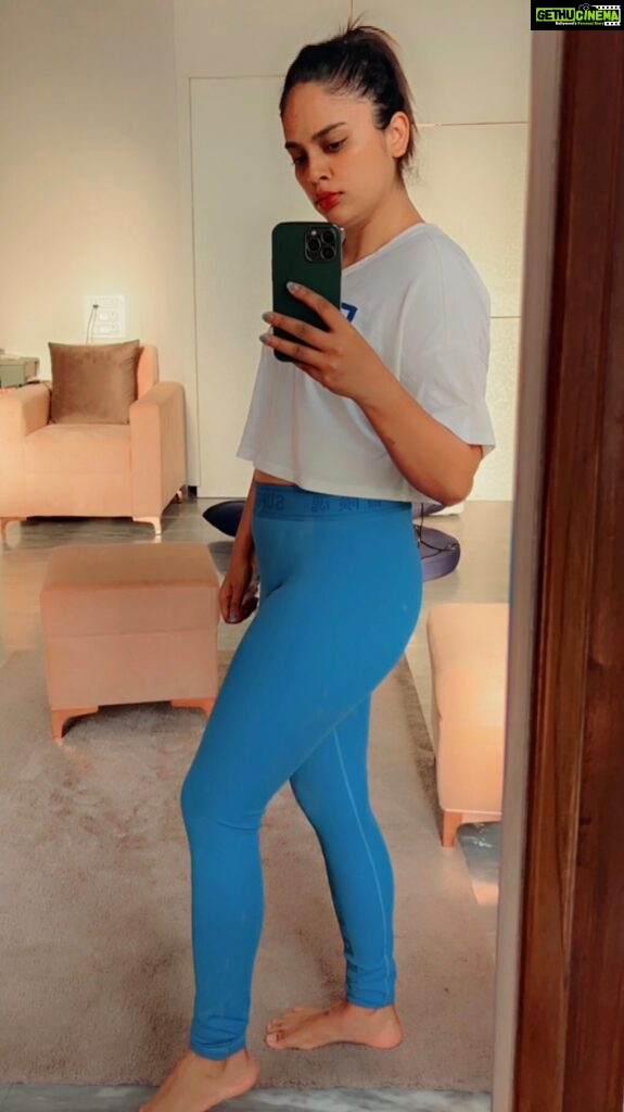 Nandita Swetha Instagram - GRWM TO GYM🏋️‍♀️🏋️‍♀️🏋️‍♀️ Wearing Top @Reebok Sports inner @puma Pant @superdryindia Shoes @nikewomen Cap @underarmour . #workout #gymmotivation #weightlifting #grwm