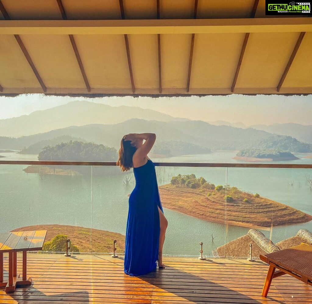 Nandita Swetha Instagram - Somewhere in the forest🌿🌱🍃 . @mountainshadowswayanad . #mountain #lake #naturelovers #nature #waynad #resort #beauty Mountain Shadows Wayanad