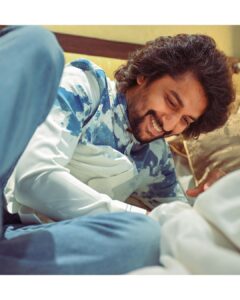 Nani Instagram - Chamkeela angeelesi :)

#Dasara #DasaraOnMarch30 

In @varunchakkilam 
Stylist @neeraja.kona 
Pics @sridharchadalawada