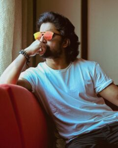 Nani Instagram - BANGALORE lo #Dasara 😎

In custom @valkyreclothing 
Stylist @neeraja.kona 
Pics @sridharchadalawada 
#Dasara