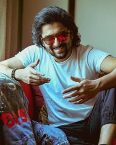 Nani Instagram - BANGALORE lo #Dasara 😎

In custom @valkyreclothing 
Stylist @neeraja.kona 
Pics @sridharchadalawada 
#Dasara