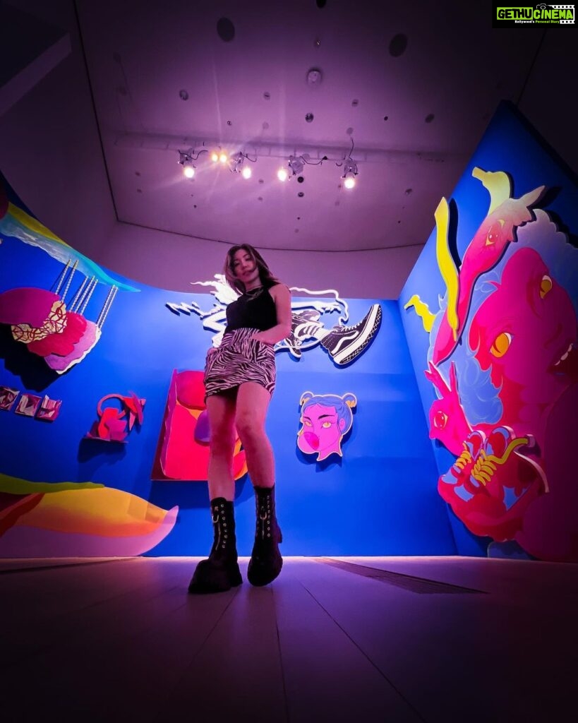 Narelle Kheng Instagram - Sneakers — the gateway item to subculture 👟 and of course I wore boots …. 🫠 Left Sneakertopia feeling saturated and proud!! We were asked what our favourites were and everything that came to mind were all the local pieces 🖤Bold, bright and big in my heart !!! Reminded me of how special it is to feel seen in art💖 Absolutely favs, (p5)@skl0 king of subtext and layers, so much packed into this “A Myna Rebellion” and still cute af. (p2)@tobyato always adorbs, never thought I’d want the classic lion entryway till now. If I had that I’d feel so kewl 😬 (p3)@josiahchua !! Ur mind.. I just… 😱(p3)@aeropalmics I want to live in your world. (p7)@tellyourchildren the coolest kittykats 😎 Check out Sneakertopia at ArtScience Museum till 30 July 2023. Super well curated experience of the culture, entertainment, art and history surrounding sneaks! JJ Lin’s personal collection of limited ed shoes that apparently he wears (no sniffing allowed) and the best merch store 😖 @artsciencemuseumsg #SneakertopiaASM #ArtScienceMuseum