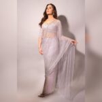 Nargis Fakhir Instagram - “The beauty of life is that we can not undo what is done, we can see it, understand it, learn from it and change, so that every new moment is spent not in regret, guilt, fear, or anger BUT in WISDOM, Understanding & LOVE.” . . . . . #filmfareawards2023 Manager @mahakbrahmawar Mua @ajayvrao721 Hair @susanemmanuelhairstylist Outfit - @monishajaising Heels- @stevemaddenindia Jewellery: @goldsmiths_jewellery @h.ajoomal Styling @eshaamiin1 assisted by @shailvishah 📸 @sanjaydubeyphotography
