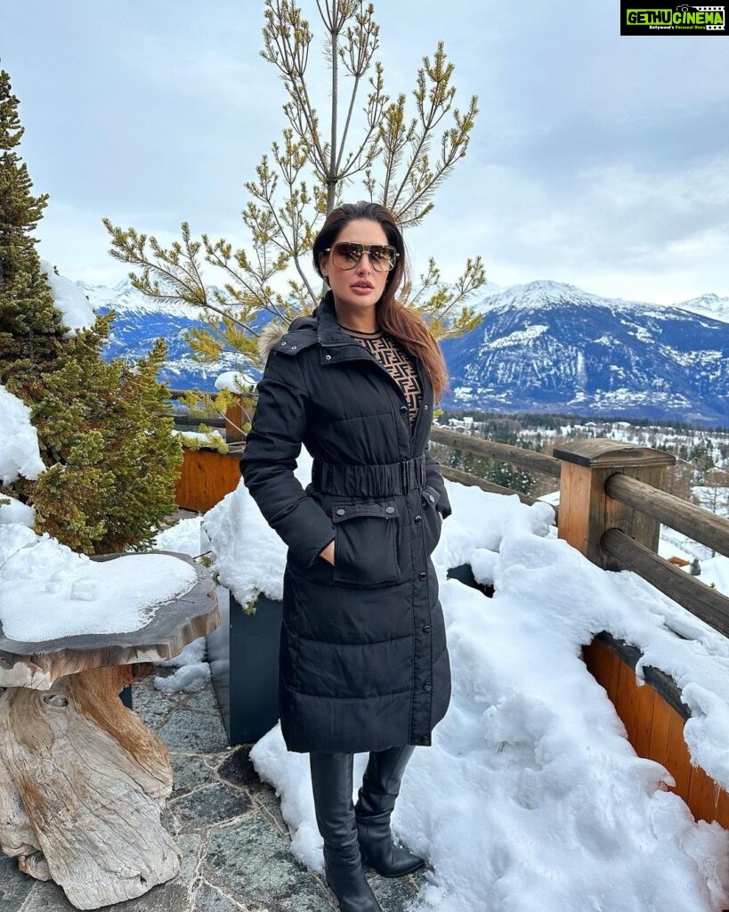 Nargis Fakhir Instagram - Wanted to see snow. So I went to see snow. ❄️ @lecrans . . . . . . . #travel #snow #luxury #cozy #spa Switzerland