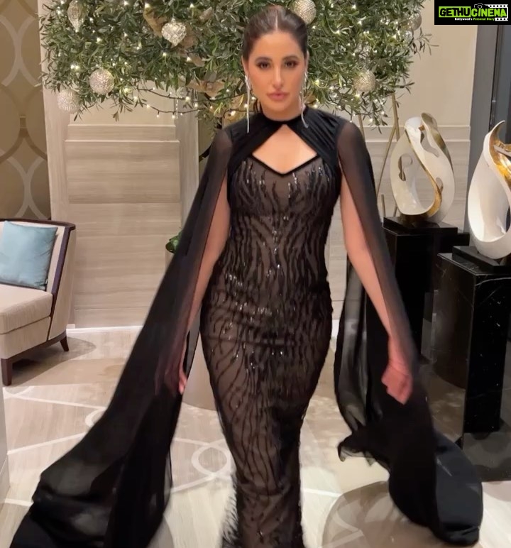 Nargis Fakhir Instagram - 🖤 . . . . . . . Wearing @menatalalofficial Styled by @alliaalrufai Manager @mahakbrahmawar Downtown Dubai