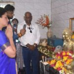 Navaneet Kaur Instagram - महामानव भारतरत्न डॉ.बाबासाहेब आंबेडकर यांच्या 132 व्या जयंतीचे औचित्य साधुन व दिलेल्या शब्दाची शब्दपुर्ती करत महेंद्र कॉलनी येथे विकास निधीमधुन 2 कोटी 80 लक्ष रुपये 12 बुध्द विहाराच्या सौदर्यीकरणाच्या कामाचे भुमीपुजन सोहळा संपन्न झाला. यावेळी आपण नेहमीच डॉ.बाबासाहेब आंबेडकराच्या विचाराचे रक्त शरीरात घेवून सातत्याने दिन,दलित,शोषीत,पिडीत व वंचित या समुहाच्या उत्थानासाठी सातत्याने प्रयत्नरत असतो. त्यामुळे उपासक व उपासिकांना ध्यान धारना करता यावी. तसेच बौध्द धर्मिच्या भिकु यांना विपष्यना करता यावी. तसेच डॉ.बाबासाहेब आंबेडकरांचे विचार घरा-घरात पोहचता यावे यासाठी बौध्द विहार सुसज्ज असणे आवश्यक आहे हे उदिष्ट ठेवून जिल्हयातील प्रत्येक गावातील व परीसरात बौध्द विहाराचे सौदर्यीकरण व नुतणीकरण करणार.