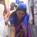 Navaneet Kaur Instagram - महामानव भारतरत्न डॉ.बाबासाहेब आंबेडकर यांच्या 132 व्या जयंतीचे औचित्य साधुन व दिलेल्या शब्दाची शब्दपुर्ती करत महेंद्र कॉलनी येथे विकास निधीमधुन 2 कोटी 80 लक्ष रुपये 12 बुध्द विहाराच्या सौदर्यीकरणाच्या कामाचे भुमीपुजन सोहळा संपन्न झाला. यावेळी आपण नेहमीच डॉ.बाबासाहेब आंबेडकराच्या विचाराचे रक्त शरीरात घेवून सातत्याने दिन,दलित,शोषीत,पिडीत व वंचित या समुहाच्या उत्थानासाठी सातत्याने प्रयत्नरत असतो. त्यामुळे उपासक व उपासिकांना ध्यान धारना करता यावी. तसेच बौध्द धर्मिच्या भिकु यांना विपष्यना करता यावी. तसेच डॉ.बाबासाहेब आंबेडकरांचे विचार घरा-घरात पोहचता यावे यासाठी बौध्द विहार सुसज्ज असणे आवश्यक आहे हे उदिष्ट ठेवून जिल्हयातील प्रत्येक गावातील व परीसरात बौध्द विहाराचे सौदर्यीकरण व नुतणीकरण करणार.