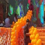 Navaneet Kaur Instagram - आज दिनांक 9 एप्रिल रोजी रामलल्ला की पावन भूमी अयोध्या मे महाराष्ट्र के मुख्यमंत्री श्री एकनाथजी शिंदे,उपमुख्यमंत्री श्री देवेंद्र जी फडणवीस के शुभहस्ते अमरावती मे निर्माणाधीन 111 फिट ऊची भव्य प्रभू श्री हनुमान जी की मूर्ती शिलाण्यास हेतू राममंदिर तथा हनुमान गढी की पावन मिट्टी तथा शरयू जल के मंगल कलश विधायक रवी राणा स्वीकार करणे वाले है इस कार्यक्रम की पुरी तयारी हो चुकी है