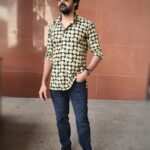 Naveen Chandra Instagram - Cool shirt designed by : @alagebydollyanusha #Ammu promotion's