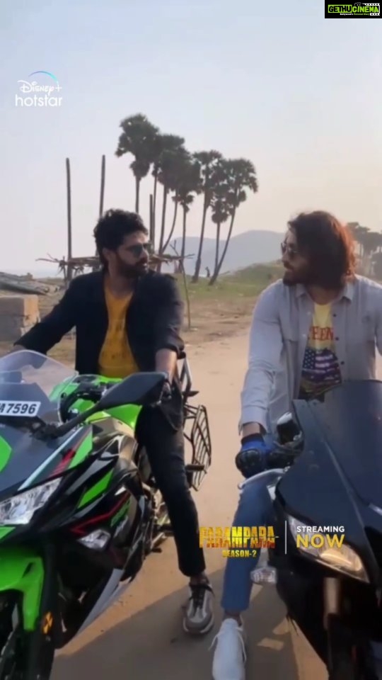 Naveen Chandra Instagram - Get your JOSH on with #Gopi and #suresh @yoursishan! Reel directed by : @aakankshasingh30 🙌 And also don't miss #ParamparaAgain streaming exclusively on @DisneyPlusHSTel. #ParamparaOnHotstar @iamjaggubhai_ @r_sarath_kumar @nainaganguly @actressamani @shobuy_ @i_nareshkumaran @actordivi @arkamediaworks_official