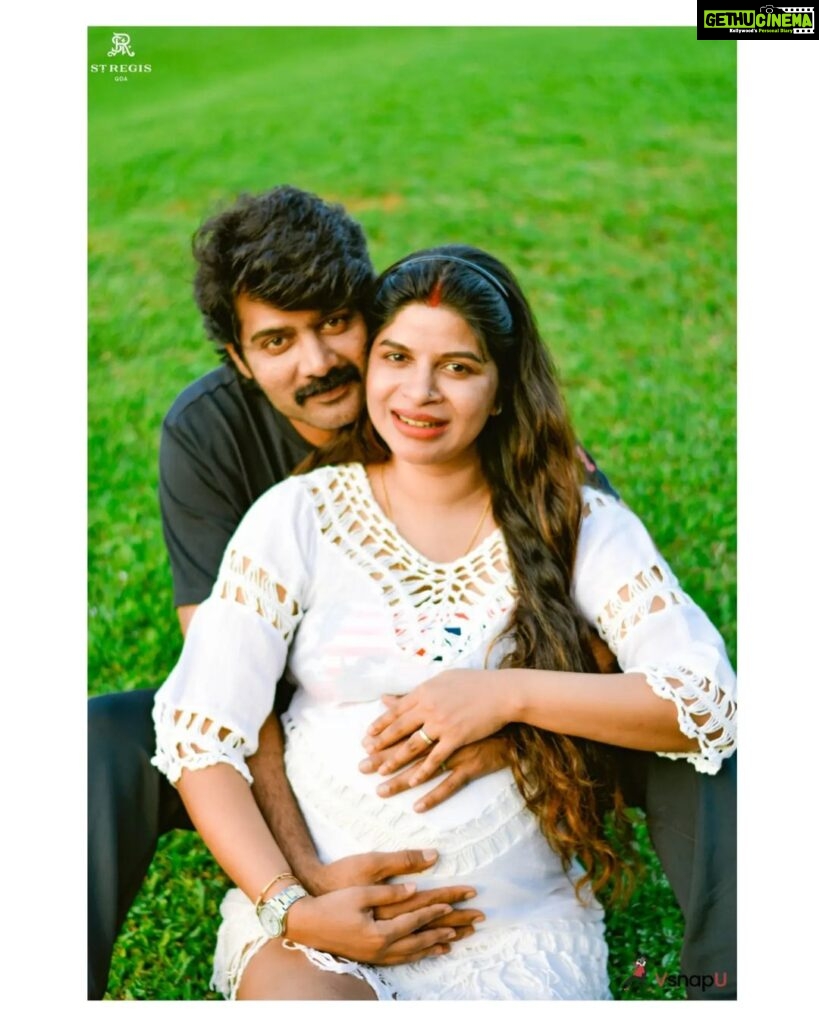 Naveen Chandra Instagram - BABY MOON 🌙 ❤ Can't wait to hold you in our Arm's. Advancing towards parenthood excited!!! New phase , New life , New journey !!! Father to be !!!! Orma❤ I love you ❤ Welcome to 2023 ! #Happyvalentine'sDay . . . . . Thank you @travelwithjourneylabel Thank you @vsnapu 📸 #fatherlove #parenthood #newjourney #newphaseoflife The St. Regis Goa Resort