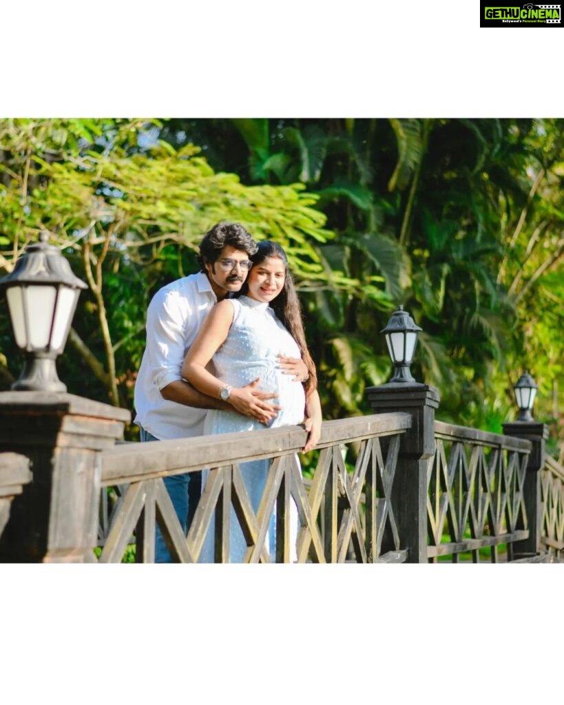 Naveen Chandra Instagram - BABY MOON 🌙 ❤ Can't wait to hold you in our Arm's. Advancing towards parenthood excited!!! New phase , New life , New journey !!! Father to be !!!! Orma❤ I love you ❤ Welcome to 2023 ! #Happyvalentine'sDay . . . . . Thank you @travelwithjourneylabel Thank you @vsnapu 📸 #fatherlove #parenthood #newjourney #newphaseoflife The St. Regis Goa Resort