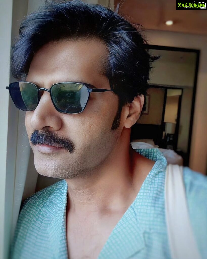 Naveen Chandra Instagram - Clean and clear....😎