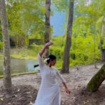 Navya Nair Instagram - When it drizzles … #dancer #naturelove #peacock