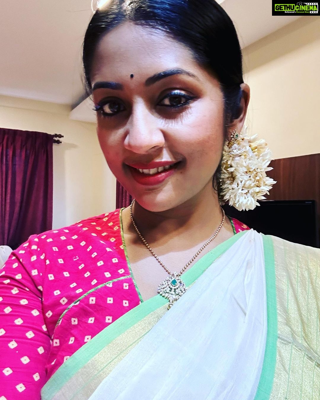 Navya Nair Instagram - Temple visits be like ❤️