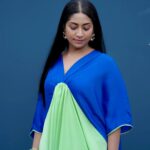 Navya Nair Instagram - #nomondayblues💙 Styled @rn.rakhi MUA @makeupby_nami_ Wearing @_byvandy picked up from @house_of_vandy Jewellery @keyaa_by_kartika . Styling assistants @sandra_resmi @susaaani_ Photography @shameer_mohi