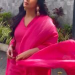 Navya Nair Instagram - Vibing and thriving in Gulabi Chunariya 💖 Styling @rn.rakhi #navyanair