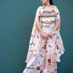 Navya Nair Instagram - Love like flowers and fire Styled @rn.rakhi MUA @makeupby_nami_ Wearing @amkaindia Jewellery @keyaa_by_kartika Photography @shameer_mohi Styling assistants @sandra_resmi @susaaani_