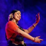 Navya Nair Instagram - Enchantment of the ghunghroos.. The melody of the music .. The indescribable feelings that the rhythms give.. Encompassing great passions Yes, the whole life of a dancer is an unexplainable addiction… #Happyinternationaldanceday …. | | | Clicks from Peruvannamuzhi Fest, Kozhikode by @maheshvaleri & @ajeesh_chakkittapara_
