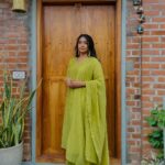 Navya Nair Instagram – The joy of being

Styled @rn.rakhi 
MUA @makeupby_nami_ 
Wearing @silpaa.in 
Jewellery @amorettestore.in 
Styling assistants @susaaani_ @sandra_resmi