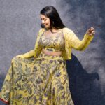 Navya Nair Instagram - Sunshine or sunflowers?? Styled @rn.rakhi Wearing @ojasme Jewellery @amorettestore.in . MUA @amal_ajithkumar Styling assistants @sandra_resmi @susaaani_ Photography @premsampaul Videography @vishnu.chandrabose Photography assistants @tinyturtle.media @mr.canographers @sandesh.rajeev