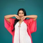 Navya Nair Instagram – @navyanair143 ❤❤❤

Photography :- @nithin_c_nandakumar 

Styled @rn.rakhi 

Wearing @shopcultmodern 

Jewellery @pureallure.in 

MUA @amal_ajithkumar 

Styling assistants @sandra_resmi @susaaani_ Kochi Kerela, India