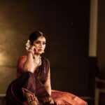 Navya Nair Instagram - Yesterday's performance at ernakulam siva temple .. Thanking almighty for giving me all his blessings .. thank u SN SWAMY uncle ..Thanking the audience who supported with so much applause ♥️ Thank u @arun_gopi_photography