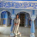 Navya Nair Instagram - @jaipur_royal_palace_ The blue Palace or chawi niwas ... @traveldiaries @workandtravel @onelifesotravel @ilovetravellingvibes @metime @peace @love @happiness
