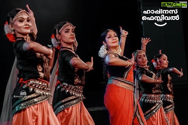 Navya Nair Instagram - Happiness fest at dharmashala kannur for @navyanair143