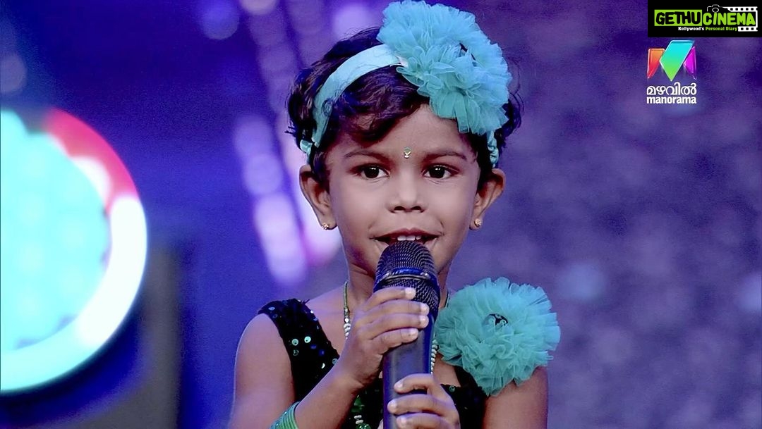 Navya Nair Instagram - My new show @mazhavilmanoramatv named KIDILAM ❤️ Airing from December 31st onwards .. Kidilam | Mazhavil Manorama #MazhavilManorama #manoramaMAX #Kidilam #NewRealityShow #Newshow #Mukesh #Navyanair #Rimitomy #parvathyrkrishna