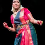 Navya Nair Instagram - Bharatanatyam recital presented by @navyanair143 as part of REGATTA Golden Jubilee Festival @ Nishagandhi Auditorium on 28-12-2022. #bharatanatyam #bharatanatyamdance #bharatanatyamdancer #bharatanatyamperformance #bharatanatyamlove #bharatanatyamdancers #bharatanatyamphotography #bharatanatyamdancersofinstagram #indianclassicdance #bivinlal #bivinlalphotography #REGATTA #NAVYA #navya #navyanair