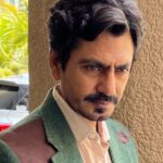 Nawazuddin Siddiqui Instagram - Kaam 25 hai, kaam dhaam 25 hai, bole to Jogira ab 26 hai #jogirasararara releasing on May 26 at a theatre near you!