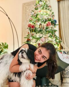 Nazriya Nazim Instagram - Happy happy Xmas from mine to yours ! ♥️🎄