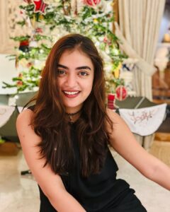 Nazriya Nazim Instagram - Can we skip to December already ???
☺️♥️🎄🏡

📸 : mine @aleenaalphonse 

#favmonthcomingup