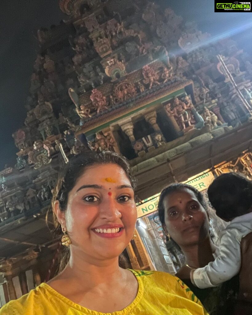 Neelima Rani Instagram - Om Namo Narayanaya 🙏🏼🙏🏼🙏🏼 Visiting an energised place adds more positivity into our lives Shrirangam (Tiruchchirappalli)