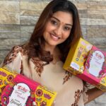 Neelima Rani Instagram – It’s that time of the year ☺️ when we eagerly look forward to expressing our heartfelt feelings, blessings, wishes and appreciation for our near and dear ones via gifts 🎁

This #Diwali, I feel elated that I have chosen ‘Special Moments – Diwali Gift Box’ from Zubi – The Fun Candy 🍭 

🔺Zubi *Candies* 🍭 are enriched with Immunity Boosting *’VITAMIN C’*

🔺Proudly Handmade with *Love in INDIA* 😊 

🔺It’s a premium gift box that comes at an affordable price of RS – 599-/ only. 

Please check it out for yourself and share the joy of diwali with your loved ones with these sweet candies. Munh Meetha Karna!

You can shop them on Amazon – https://amzn.to/3CNHzIr

Link to Buy them Available on My Bio. 

#zubidiwali