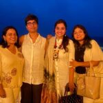 Neelima Rani Instagram - And the birthday celebrations continues!! You will realise the value of friendship when u have friends like family! How blessed I’m to have such souls around me!! @bhaghee171 @ekshikaas @dhurgas_accel_empowerment their love and affection is so infectious 🥰🥰🥰 god bless all of you for you love towards me 🙏🏼 love u all Bay6 Ecr