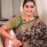Neelima Rani Instagram - 🖤 choose happiness n be joyful Team N @shamini_shankar_official DOP @en.nizharpadam Beautiful saree by @santhoshiplush