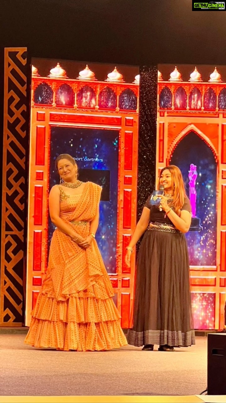 Neelima Rani Instagram - SHE BEAUTY AWARDS 2023 π it was a dream come true moment for a 90βs kid to present the award to our sweet @laila_laughs mam π believe me,her smile is infectious π«ΆπΌ so blessed to share the stage with such a versatile actress πΌ @sound24k thanks for having me darling! More power to you π #blessed #happy #love #blessed Last minute costume courtesy by @zol_studio @subikanifabint π