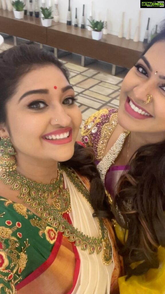 Neelima Rani Instagram - This girl has a slice of my heart 🤍 too vibrant and beautiful soul 😍 @rachitha_mahalakshmi_official god bless you babe 😘 more fun n crazy times ahead for us 🫶🏼 thanks @santhoshiplush for connecting us 😘