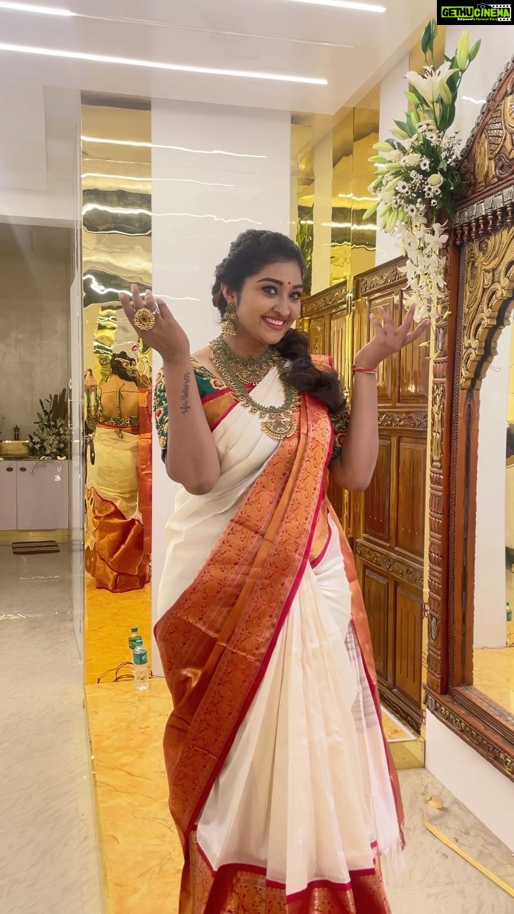 Neelima Rani Instagram - @santhoshiplush bridal super market launch at Rajahmundry 🤍❤️🤍 lovely store! Amazing team! God bless!