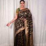 Neelima Rani Instagram - 🖤 choose happiness n be joyful Team N @shamini_shankar_official DOP @en.nizharpadam Beautiful saree by @santhoshiplush
