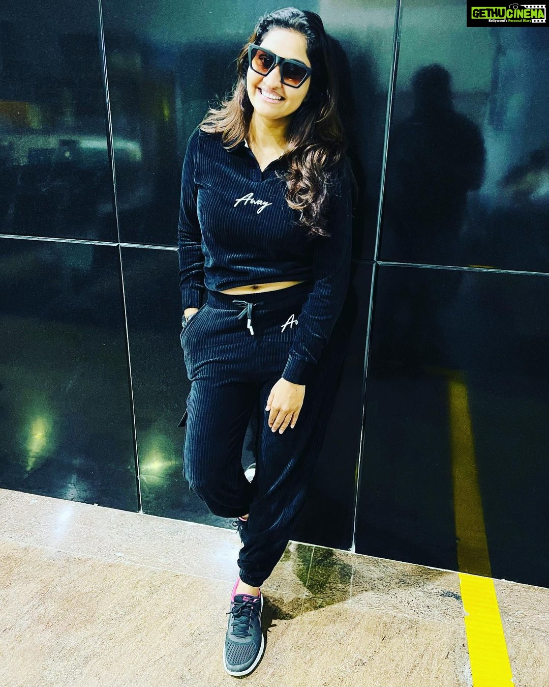 Neelima Rani - 31.1K Likes - Happy morning! When you are broken,god makes sure you heal..it’s healing time 🤍